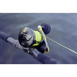 Black Cat Battle Cat Vertical 710 LH Reel -SHIMA VIS Winkel 3730663Black Cat Battle Cat Vertical 710 LH Reel 5