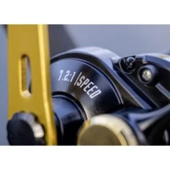 Black Cat Battle Cat Vertical 710 LH Reel -SHIMA VIS Winkel 3730667Black Cat Battle Cat Vertical 710 LH Reel 9